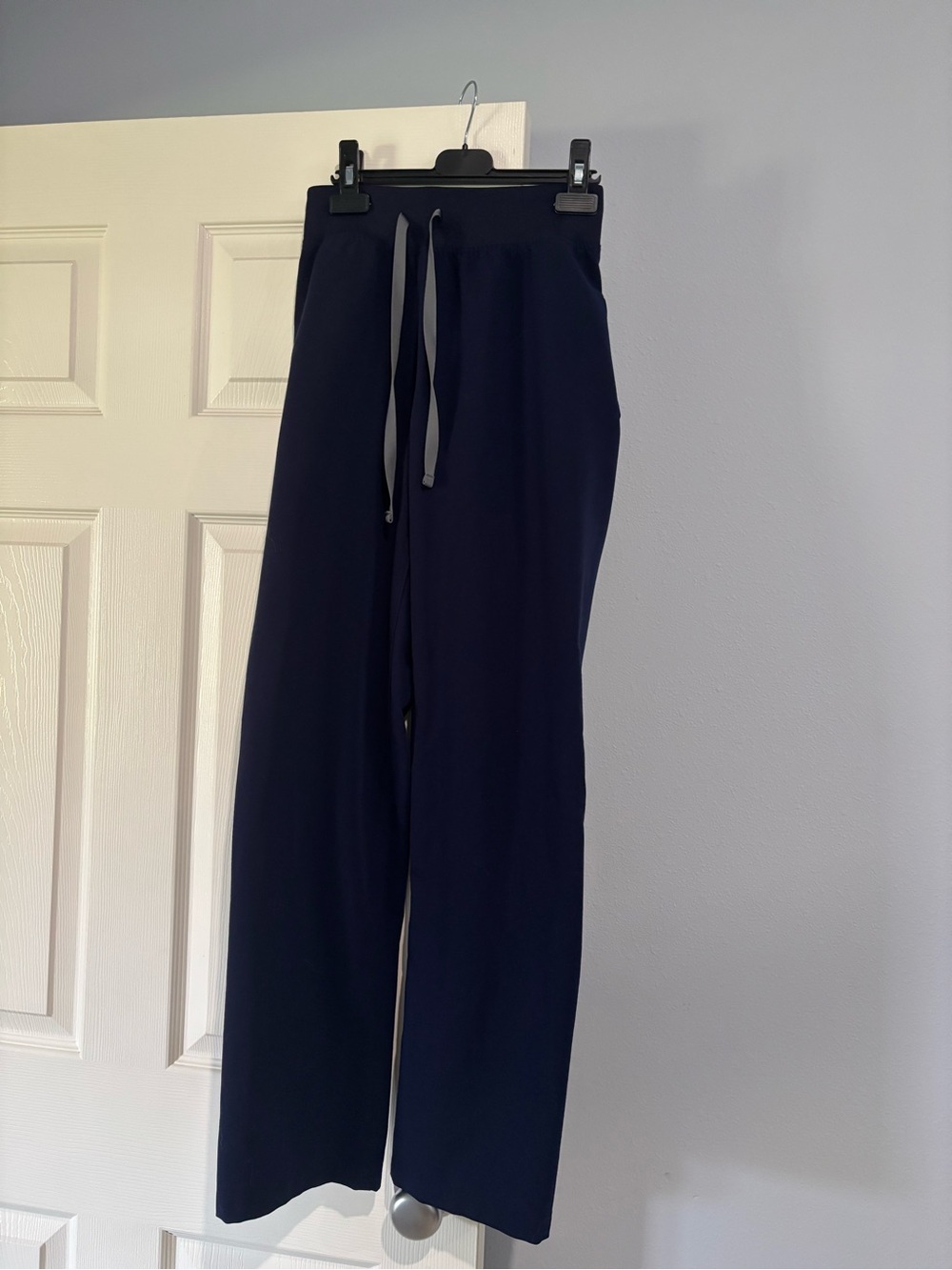 Figs Women’s Navy HW Livingston Pants with Drawstring